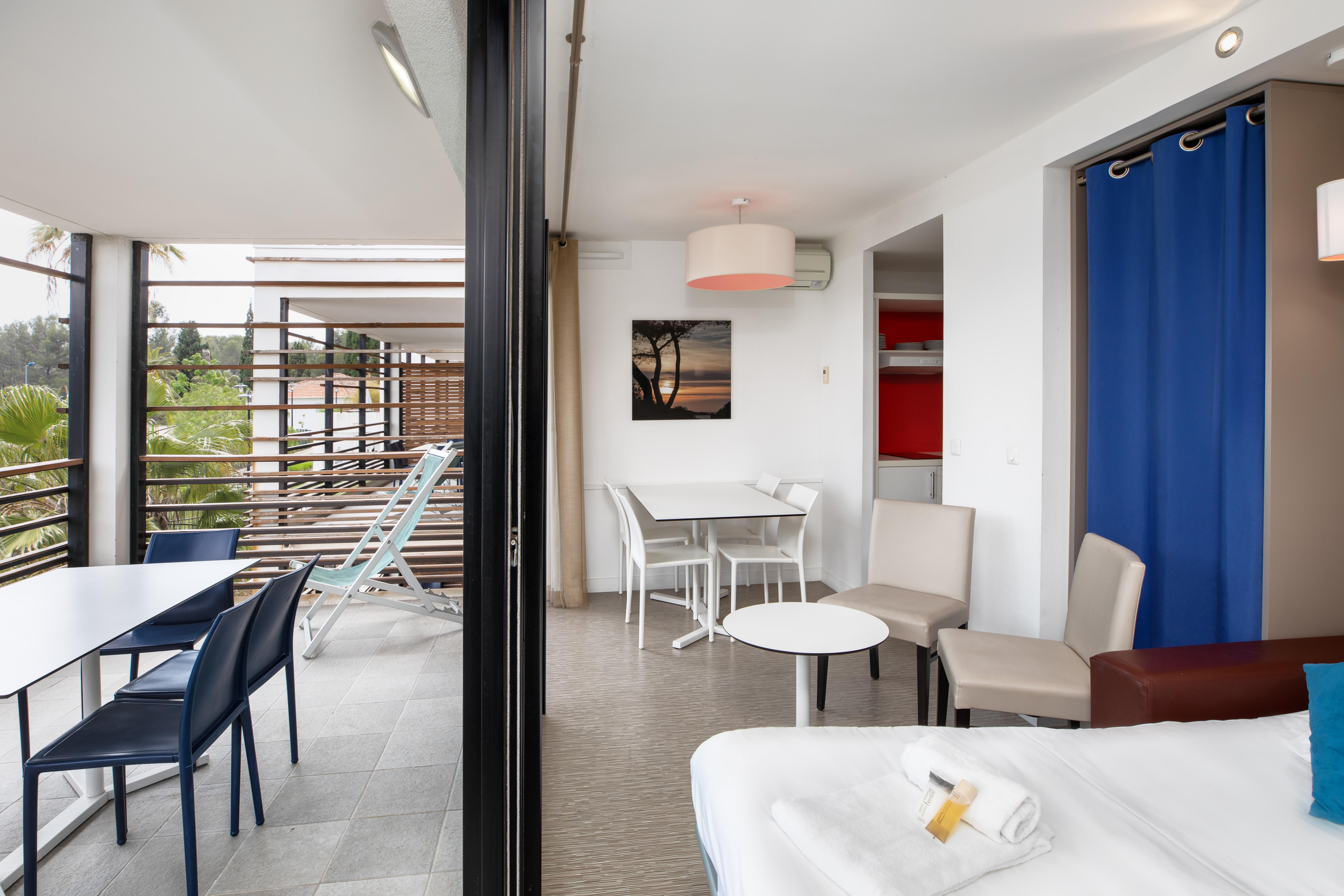 Sowell Family Riviera Hotel Saint-Raphael  Ngoại thất bức ảnh