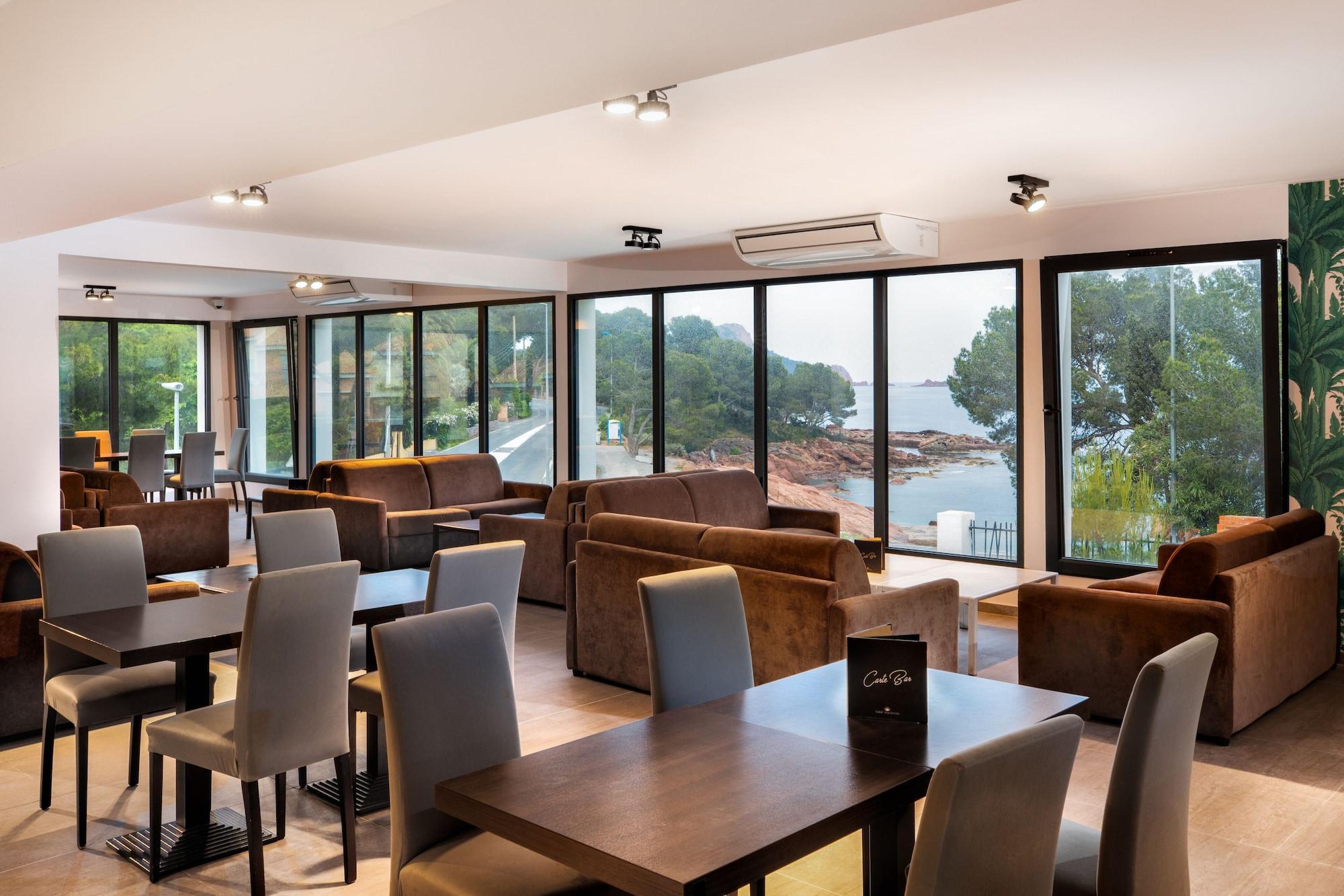 Sowell Family Riviera Hotel Saint-Raphael  Ngoại thất bức ảnh
