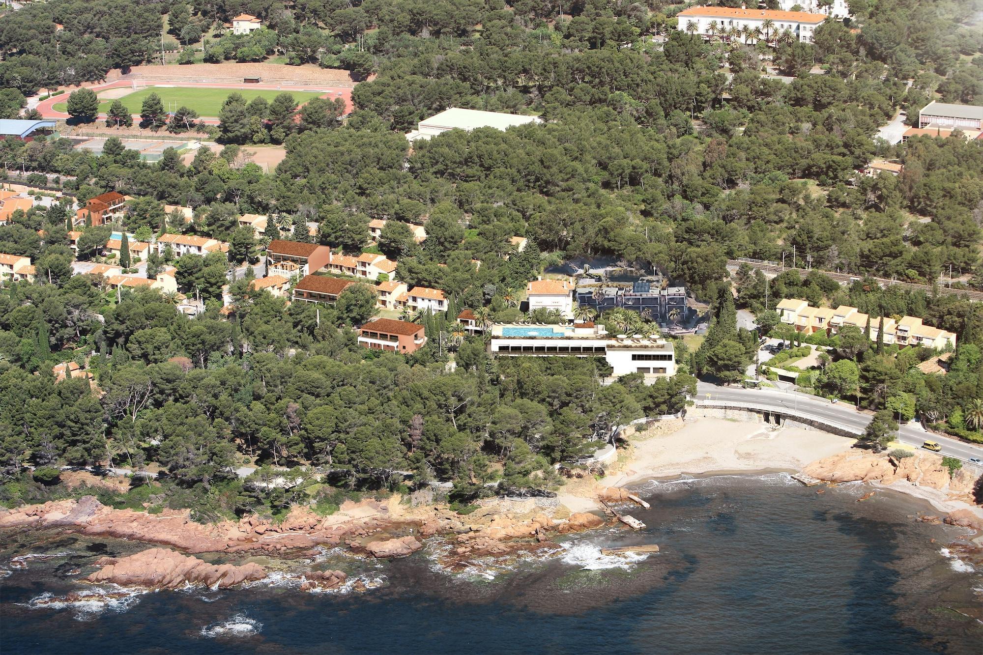 Sowell Family Riviera Hotel Saint-Raphael  Ngoại thất bức ảnh